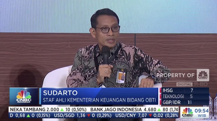 Staf Ahli Bidang Organisasi, Birokrasi, dan Teknologi Informasi (OBTI) Kementerian Keuangan (Kemenkeu) Sudarto dalam acara Hari Puncak CreatiFF Staf Ahli Bidang Organisasi, Birokrasi, dan Teknologi Informasi (OBTI) Kementerian Keuangan (Kemenkeu) Sudarto dalam acara Hari Puncak CreatiFF