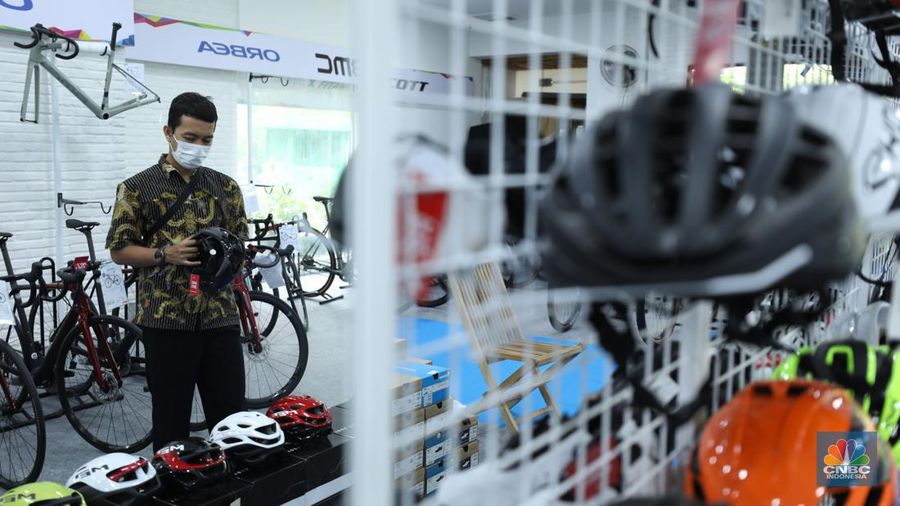 Technofest Year End Sale 2022, pameran ini mengahdirkan diskon sepeda besar-besaran dari berbagai brand premium di kawasan Jakarta, Kamis (1/12/2022). (CNBC Indonesia/Tri Susilo)