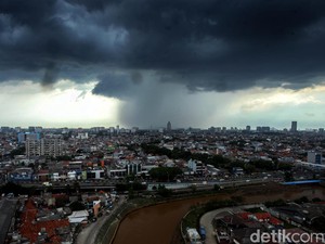 Perbedaan Bencana Hidrometeorologi Basah dan Kering