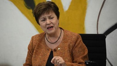 GERMANY-POLITICS-ECONOMY-MEETING IMF Managing Director Kristalina Georgieva speaks during a press conference after a meeting of the heads of international financial and economic organisations in Berlin, on November 29, 2022. (Photo by Tobias SCHWARZ / AFP)