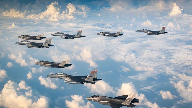 Membongkar Midnight Hammer: Operasi Teror Sunyi dari Langit Amerika