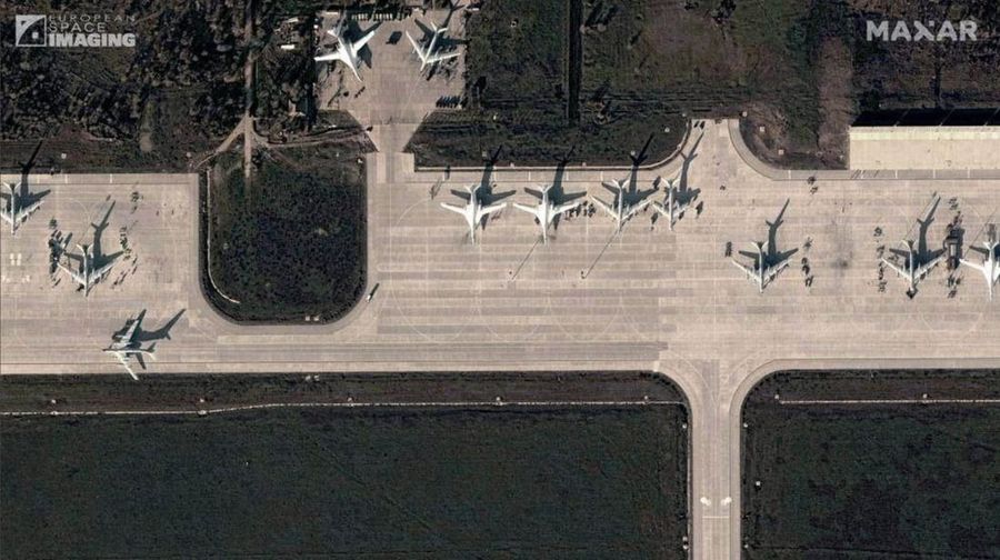 Pesawat Jet Bombardir milik Rusia. (Tangkapan Layar Twitter @gahamalian)