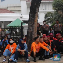 Jreng! Ini Kata Pengusaha Soal Efek Potong Jam Kerja ke PHK