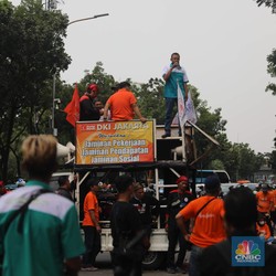 Warga Bandung Siap-siap, Besok Buruh Bakal Demo Besar di Sini