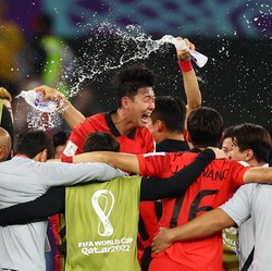 Korsel Menang Dramatis, Ramai-ramai Idola K-Pop Puji Timnas