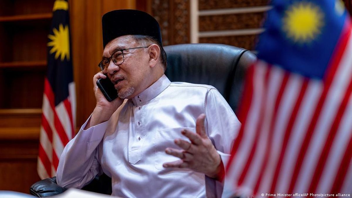 Upah Pekerja Malaysia Naik Termasuk buat Lulusan Universitas — NadiKabar.com