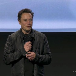 Elon Musk Tak Peduli Hartanya Lenyap Gegara Tweet 'Bahaya'