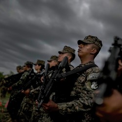 Ngeri! Satu Kota di Negara Ini Dikepung, 10.000 Tentara Turun