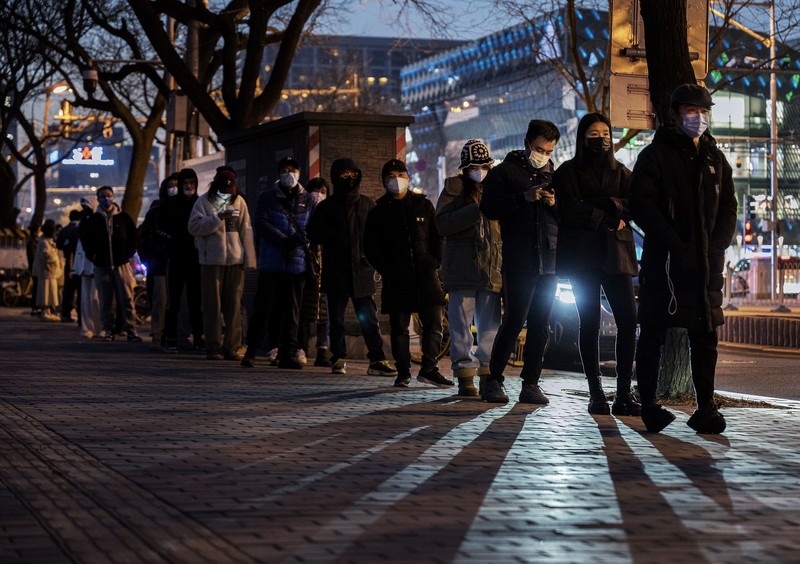 BEIJING, CHIAN - DECEMBER 5, 2022 - A light passenger flow is seen during the morning rush hour on Metro Line 5 in Beijing, China, December 5, 2022. On the same day, Beijing cancelled nucleic acid inspection on buses and subways. (Photo credit should read CFOTO/Future Publishing via Getty Images)