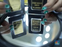 Duh! Harga Emas Antam Turun Tajam, Ada Apa?