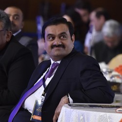 Konglomerat Gautam Adani Buka Suara Soal Tuduhan Korupsi Rp 4,2 T