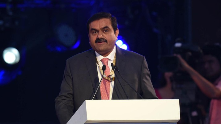 922182660 LUCKNOW, INDIA - FEBRUARY 21: Gautam Adani, chairman and founder of Adani Group at the inaugural session of the UP Investors' Summit - 2018 at the Indira Gandhi Pratishthan, on February 21, 2018 in Lucknow, India. PM Modi said that investors in Uttar Pradesh will be welcomed with a red carpet instead of facing red tape in Uttar Pradesh as top industry leaders pledged investments of over Rs 88,000 crore in the state. The Summit is aimed at showcasing the investment opportunities and potential in the various sectors of Uttar Pradesh. The UP Investors' Summit is being attended by around 5,000 people, including industry leaders from India and abroad, chief ministers, union ministers, policy makers and academicians. (Photo by Subhankar Chakraborty/Hindustan Times via Getty Images)
