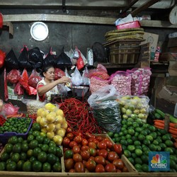 Harga Sembako Hari Ini Beterbangan, Beras Kian Tak Terkendali