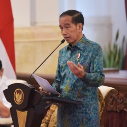 Jokowi ke Para Menteri: Mitigasi Bencana di Seluruh Indonesia