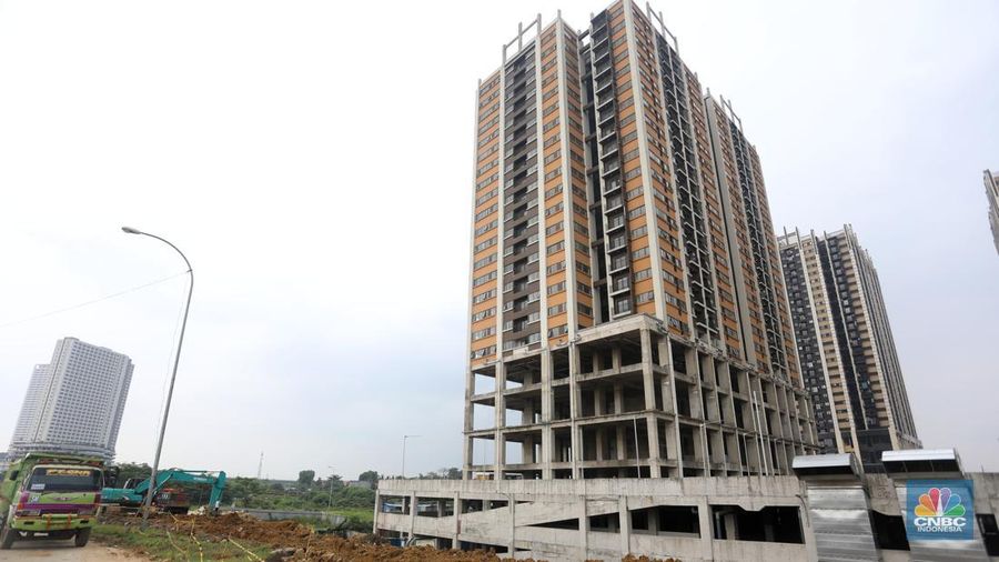 Foto udara suasan pembangunan proyek apartemen Meikarta Distrik 2 di di Cibatu, Cikarang, Kabupaten Bekasi, Rabu (7/12/2022). (CNBC Indonesia/Andrean Kristianto)
