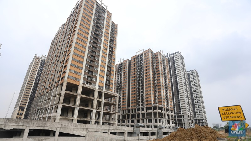 Proyek apartemen Meikarta Distrik 2 yang Mangkrak Suasana pembangunan proyek apartemen Meikarta Distrik 2 yang mangkrak di Cibatu, Cikarang, Kabupaten Bekasi, Rabu (7/12/2022). (CNBC Indonesia/ Andrean Kristianto)