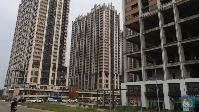 Proyek apartemen Meikarta Distrik 2 yang Mangkrak Suasana pembangunan proyek apartemen Meikarta Distrik 2 yang mangkrak di Cibatu, Cikarang, Kabupaten Bekasi, Rabu (7/12/2022). (CNBC Indonesia/ Andrean Kristianto)
