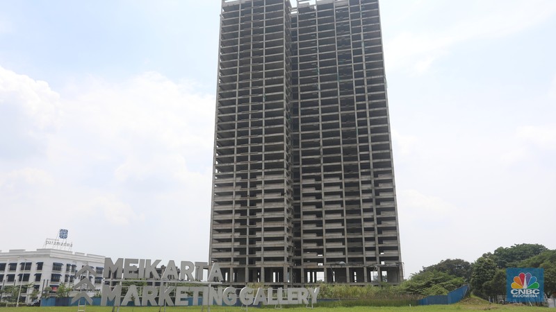 Foto udara suasana pembangunan proyek apartemen Meikarta Distrik 2 yang mangkrak di Cibatu, Cikarang, Kabupaten Bekasi, Rabu (7/12/2022). (CNBC Indonesia/ Andrean Kristianto)