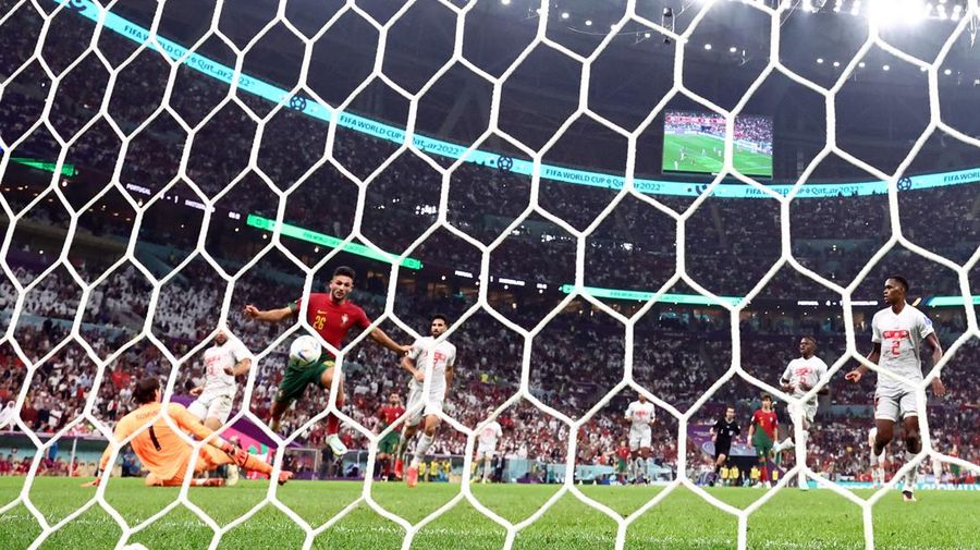 Soccer Football - FIFA World Cup Qatar 2022 - Round of 16 - Portugal v Switzerland - Lusail Stadium, Lusail, Qatar - December 6, 2022 Switzerland's Yann Sommer reacts as Goncalo Ramos scores Portugal's first goal REUTERS/Peter Cziborra