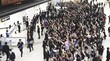 Bikin Bangga, Fan Menyemut Sambut Timnas Jepang di Bandara