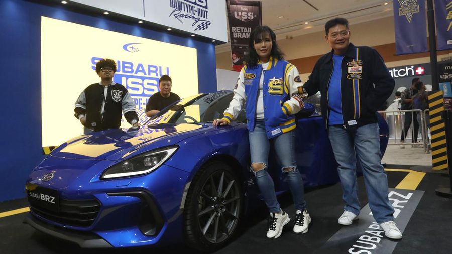 Gelaran USS 2022 di Jakarta, Jumat (9/12/2022). Acara ini menyajikan rangkaian kegiatan seperti peluncuran produk eksklusif, kolaborasi antarjenama, promo spesial, talkshow menarik hingga hiburan bagi para penggemar sneakers. (CNBC Indonesia/Andrean Kristianto)