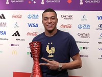 Mbappe Tolak Foto dengan Logo Alkohol di World Cup, Kenapa?