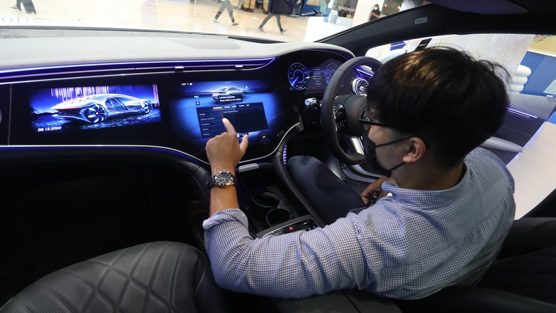 Mercedes-Benz EQS 450+ AMG Line (CNBC Indonesia/Andrean Kristianto) Mercedes-Benz EQS 450+ AMG Line (CNBC Indonesia/Andrean Kristianto)