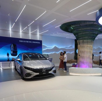 Tampang Mobil Listrik Mercedes-Benz Seharga Rp 2 M