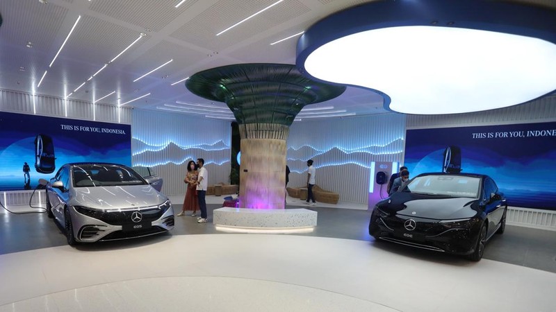 Mercedes-Benz EQS 450+ AMG Line (CNBC Indonesia/Andrean Kristianto)