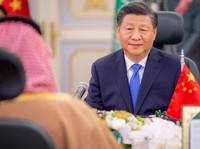 Warga Malas Belanja & Pengangguran Jadi 'Bom Waktu' China