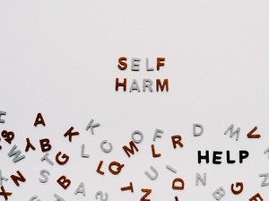 Psikolog Jelaskan soal Self Harm yang Kini Dikaitkan dengan Siskaeee