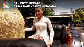 Video: Bak Putri Keraton, Erina Naik Kereta Kencana