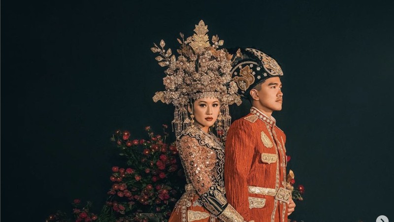 Menjelang hari pernikahannya, putra bungsu Presiden Joko Widodo (Jokowi), Kaesang Pangarep dan calon istri Erina Gudono melakukan beragam tema sesi pemotretan pre-wedding. (Instagram @kaesangp)