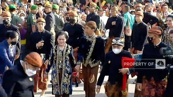 Video: Keluarga Presiden Gelar Kirab dan Tasyakuran