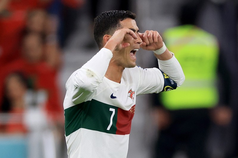 Penyerang #10 Argentina Lionel Messi bereaksi selama pertandingan sepak bola Grup C Piala Dunia Qatar 2022 antara Argentina dan Arab Saudi Penyerang #10 Argentina Lionel Messi bereaksi selama pertandingan sepak bola Grup C Piala Dunia Qatar 2022 antara Argentina dan Arab Saudi di Stadion Lusail di Lusail, utara Doha, Qatar, Selasa (22/11/2022). (Photo by ANTONIN THUILLIER/AFP via Getty Images)