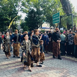 Momen Sakral Ngunduh Mantu Pernikahan Kaesang-Erina