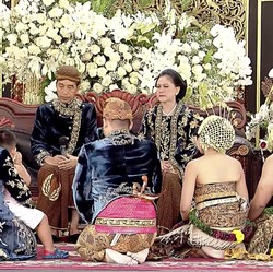 Dalemnya Wejangan 'Bahasa Jawa' Jokowi di Pernikahan Kaesang