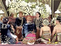 Wejangan Haru Jokowi Untuk Keluarga di Ngunduh Mantu Kaesang