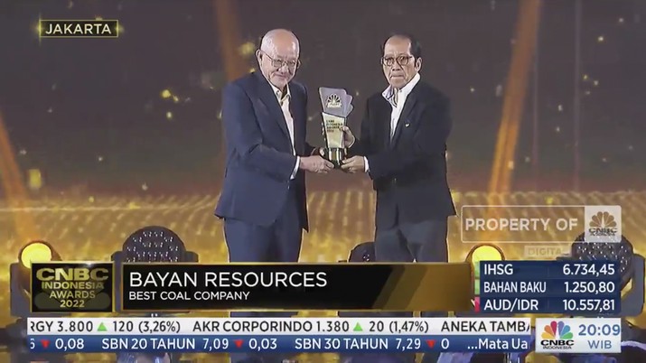 BYAN Sukses Raih Best Coal Company CNBC Indonesia Awards 2022