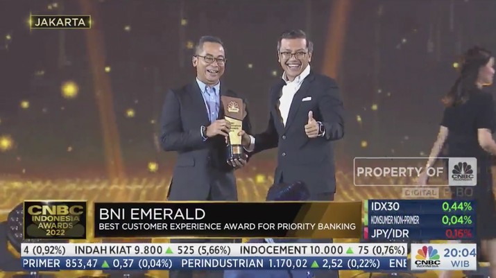BNI Emerald dalam acara penghargaan bergengsi CNBC Indonesia Award dengan tema 
