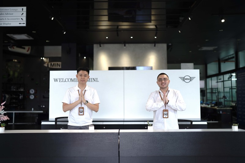 BMW Group Indonesia, MINI Asia bersama dengan PT Plaza Auto Raya kembali membuktikan komitmennya mengembangkan brand MINI di Indonesia dan layanan premium dengan meresmikan showroom Plaza MINI Pondok Indah, Jakarta Selatan. Ist BMW Group Indonesia, MINI Asia bersama dengan PT Plaza Auto Raya kembali membuktikan komitmennya mengembangkan brand MINI di Indonesia dan layanan premium dengan meresmikan showroom Plaza MINI Pondok Indah, Jakarta Selatan. Ist