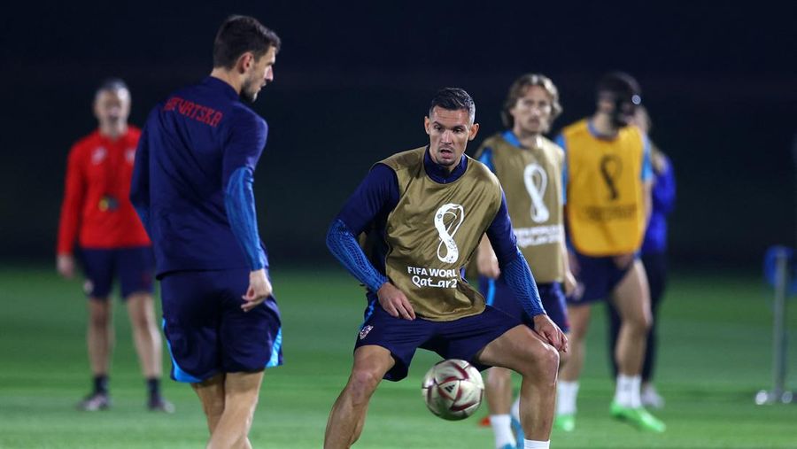 Soccer Football - FIFA World Cup Qatar 2022 - Croatia Training - Al Erssal Training Site 3, Doha, Qatar - December 12, 2022  The new World Cup football's are seen during training REUTERS/Lee Smith