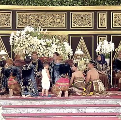 Gaji UMP Tetap Bisa Nikah Kok, Ini Dia Tips Menabungnya!