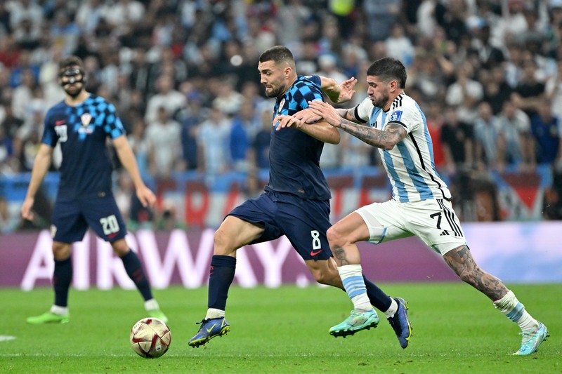 Argentina melangkah ke partai puncak Piala Dunia 2022 usai mengalahkan Kroasia 3-0 di semifinal. Ini menjadi final keenam sepanjang sejarah bagi Albiceleste. (Getty Images/Lionel Hahn) Argentina melangkah ke partai puncak Piala Dunia 2022 usai mengalahkan Kroasia 3-0 di semifinal. Ini menjadi final keenam sepanjang sejarah bagi Albiceleste. (Getty Images/Lionel Hahn)