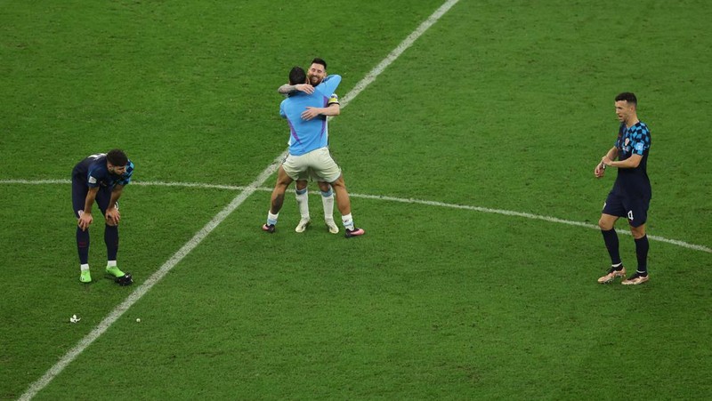 Argentina melangkah ke partai puncak Piala Dunia 2022 usai mengalahkan Kroasia 3-0 di semifinal. Ini menjadi final keenam sepanjang sejarah bagi Albiceleste. (Getty Images/Lionel Hahn)