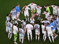 Momen Argentina Libas Kroasia 3-0, Messi Dihadiahi Penalti