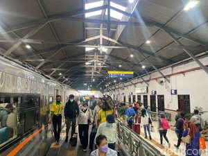 22.100 Penumpang KA Datang ke Surabaya di Hari Terakhir Libur Tahun Baru