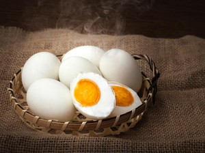 Cara Membuat Telur Asin Khas Brebes Lengkap dengan Asal-usulnya