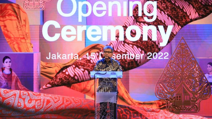 Opening Ceremony UMKM EXPO(RT) BRILianpreneur 2022 Kamis (15/12/2022). PT Bank Rakyat Indonesia (Persero) Tbk (BBRI) kembali menyelenggarakan UMKM EXPO(RT) BRILianpreneur 2022 dengan tema 'Bring MSME's Indonesia to The World'. Sejak dilakukan pada 2019, ajang ini menargetkan lebih banyak pelaku UMKM yang siap memperluas pasar ke perdagangan internasional sekaligus masuk rantai pasok global di setiap tahunnya. (Dok. BRI)