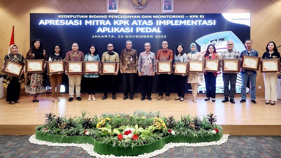 PT Asuransi Allianz Life Indonesia (Allianz) menerima apresiasi dari Komisi Pemberantasan Korupsi (KPK) atas implementasi Aplikasi Pertukaran Data Elektronik (PEDAL). (Dok. Allianz)
